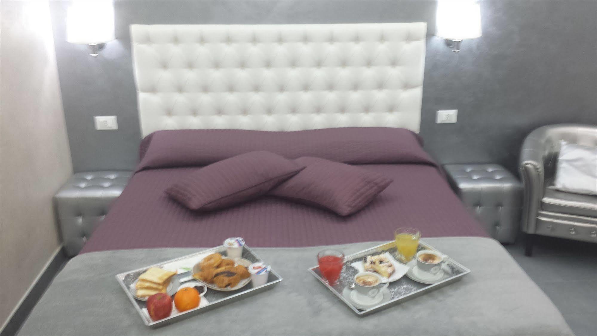 Relais Cavour Inn Rome Exterior photo